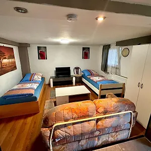 Monteurzimmer Für 2 Person - Nähe Do-flughafen Apartment